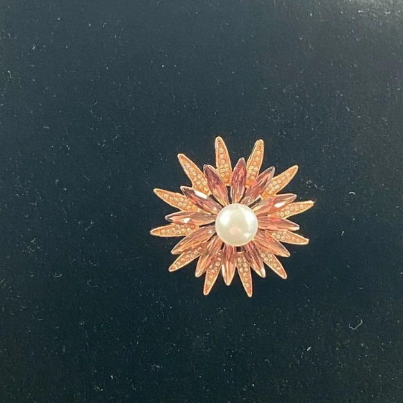 Starburst  Sparkly Floral Snowflake Brooch with Faux Pearl and Burgundy Navettes - Picture 7 of 10